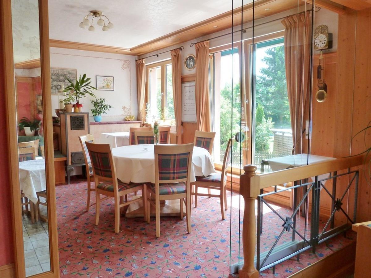 Landgasthof-Hotel-Roessle Oberprechtal Esterno foto